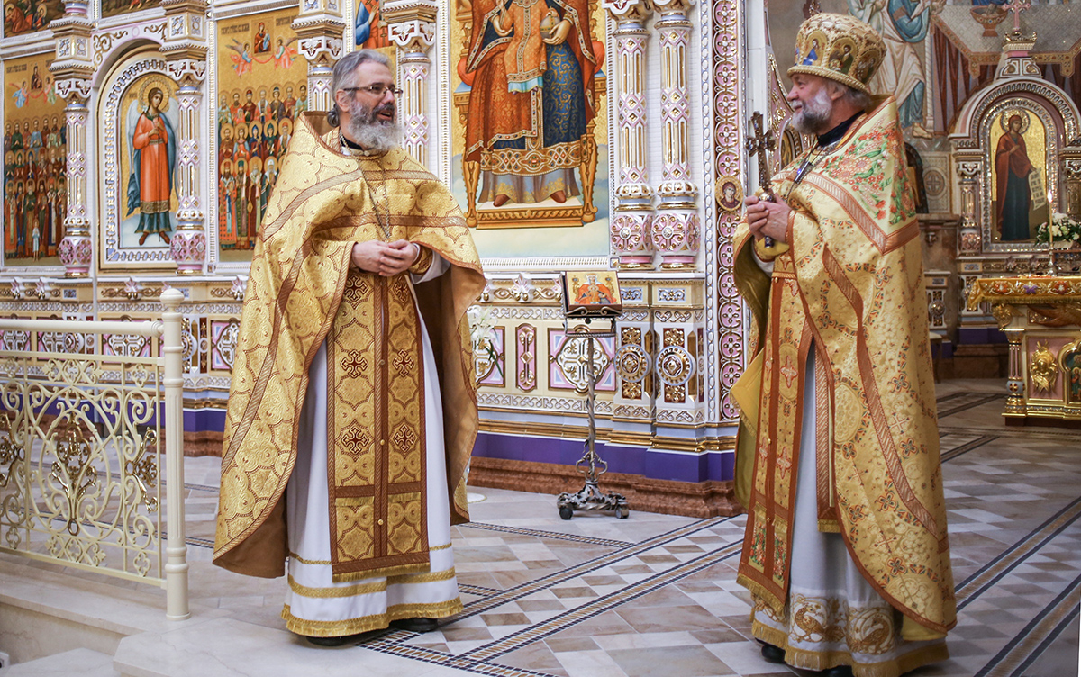 В рамках VII Белорусских Рождественских чтений состоялось награждение  победителей республиканских конкурсов «Библиотека – центр духовного  просвещения и воспитания» и «Свет милосердия» - Православные библиотеки  Беларуси